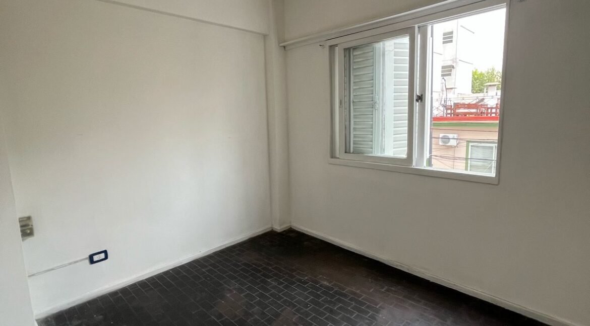 WhatsApp Image 2025-04-08 at 16.19.13 (1)