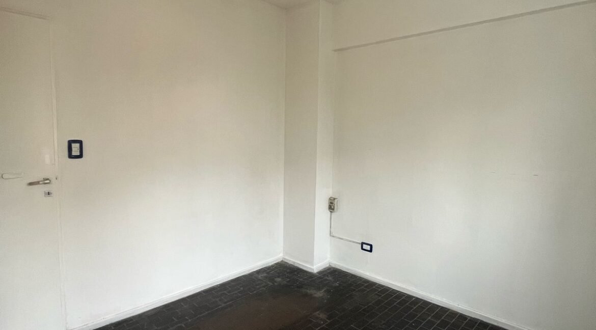 WhatsApp Image 2025-04-08 at 16.19.13 (2)